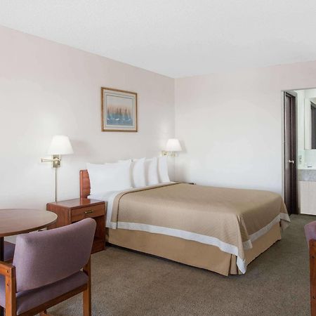 Days Inn By Wyndham Rock Springs Exteriér fotografie